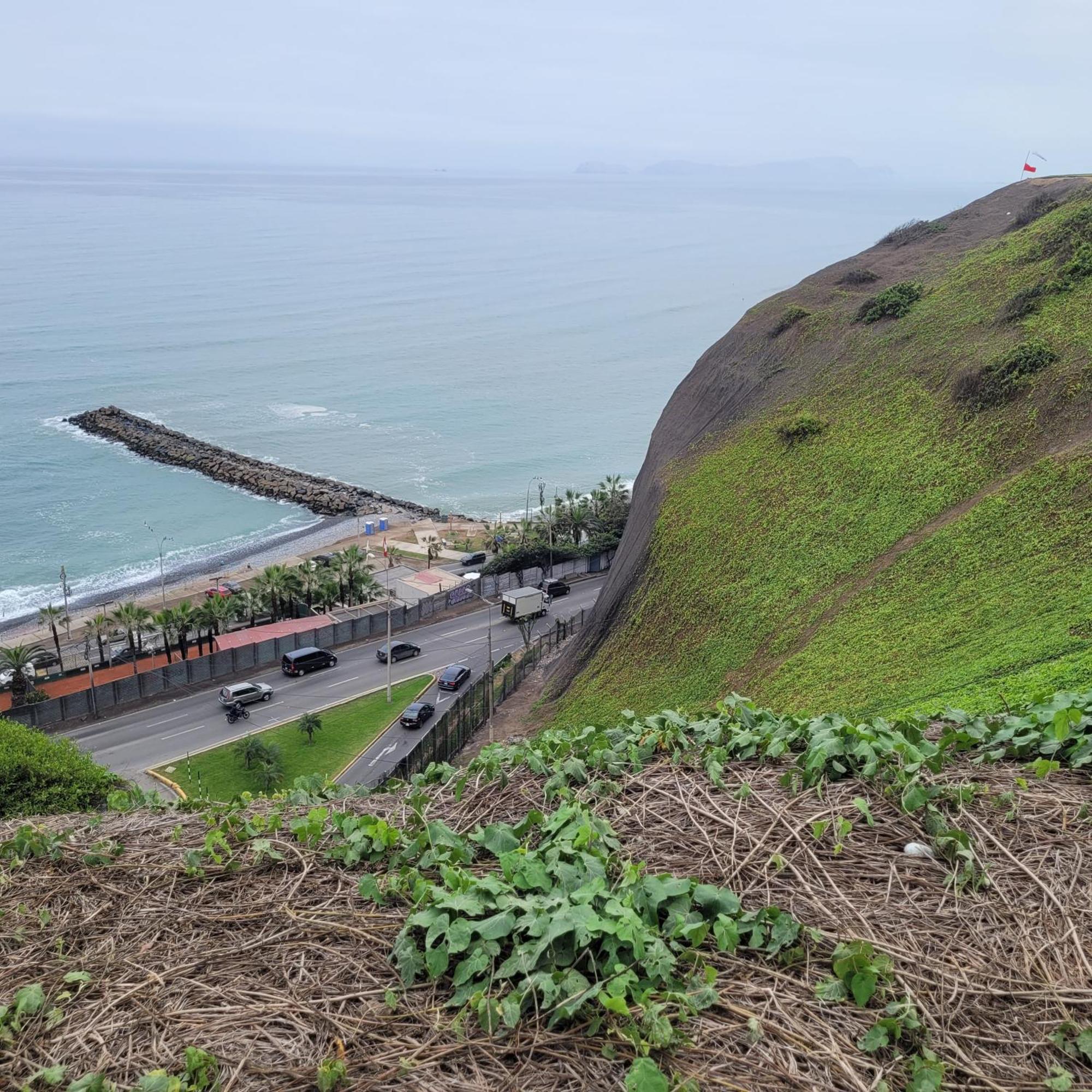 The 1 At The Booming Center Of Miraflores, - Peru Lima